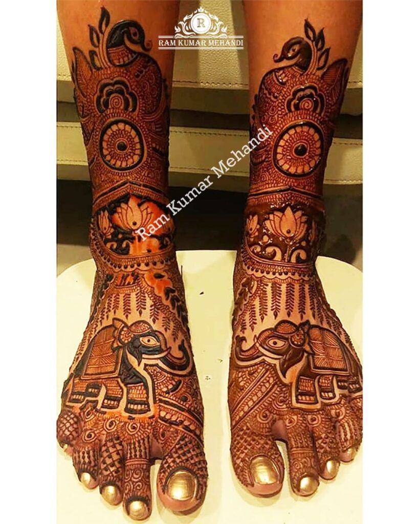 leaf pattern, stylish foot mehndi designs