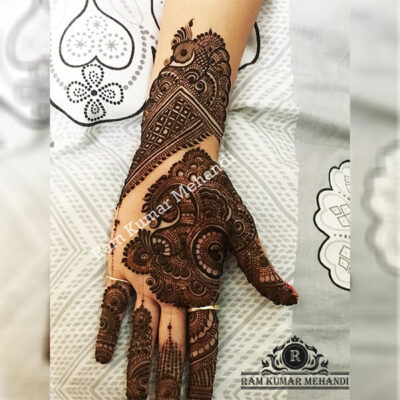 20 Most Beautiful Mehndi Designs for Festivals