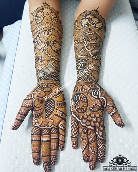 Mehndi Design With Dots