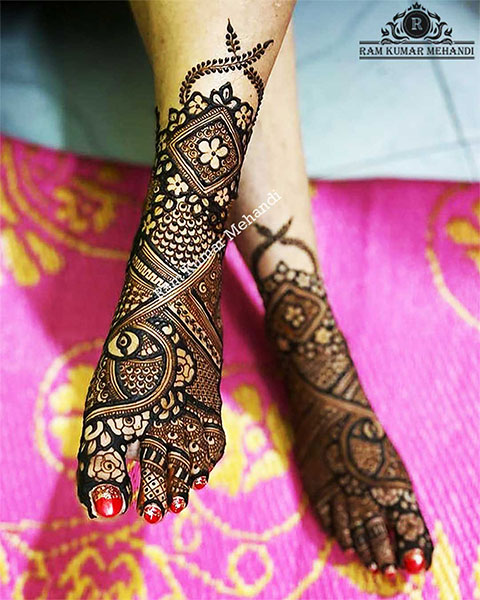 Pakistani mehndi Designs