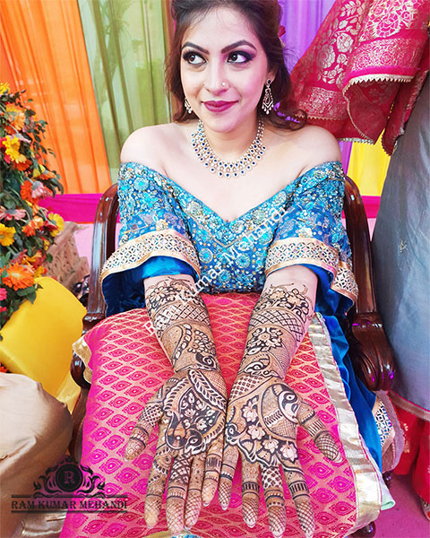 Bridal Mehndi With Lotus In Full Bloom