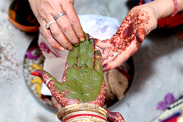 tips for mehndi aftercare